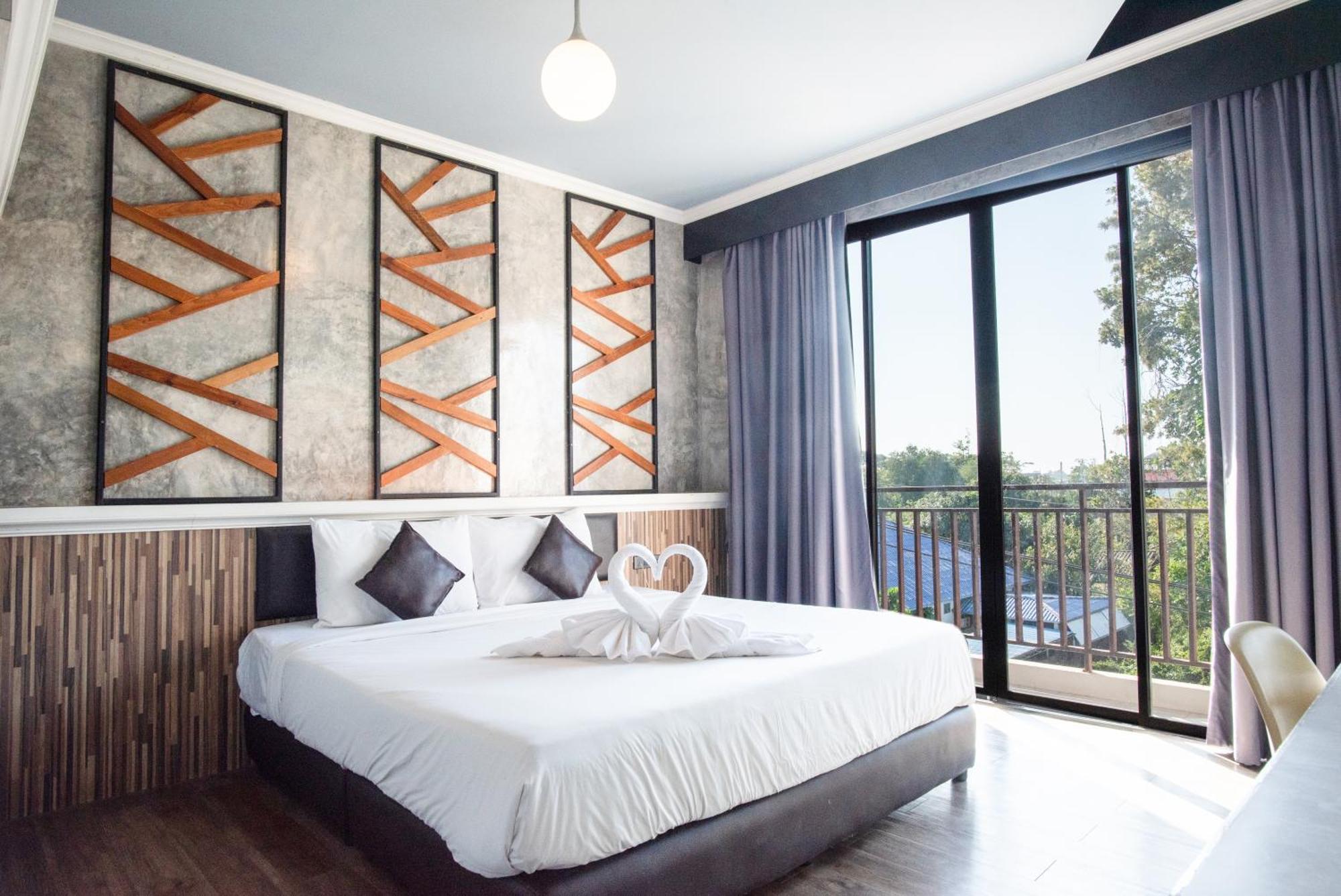 The Proud Hotel Ubon Ratchathani Exterior foto