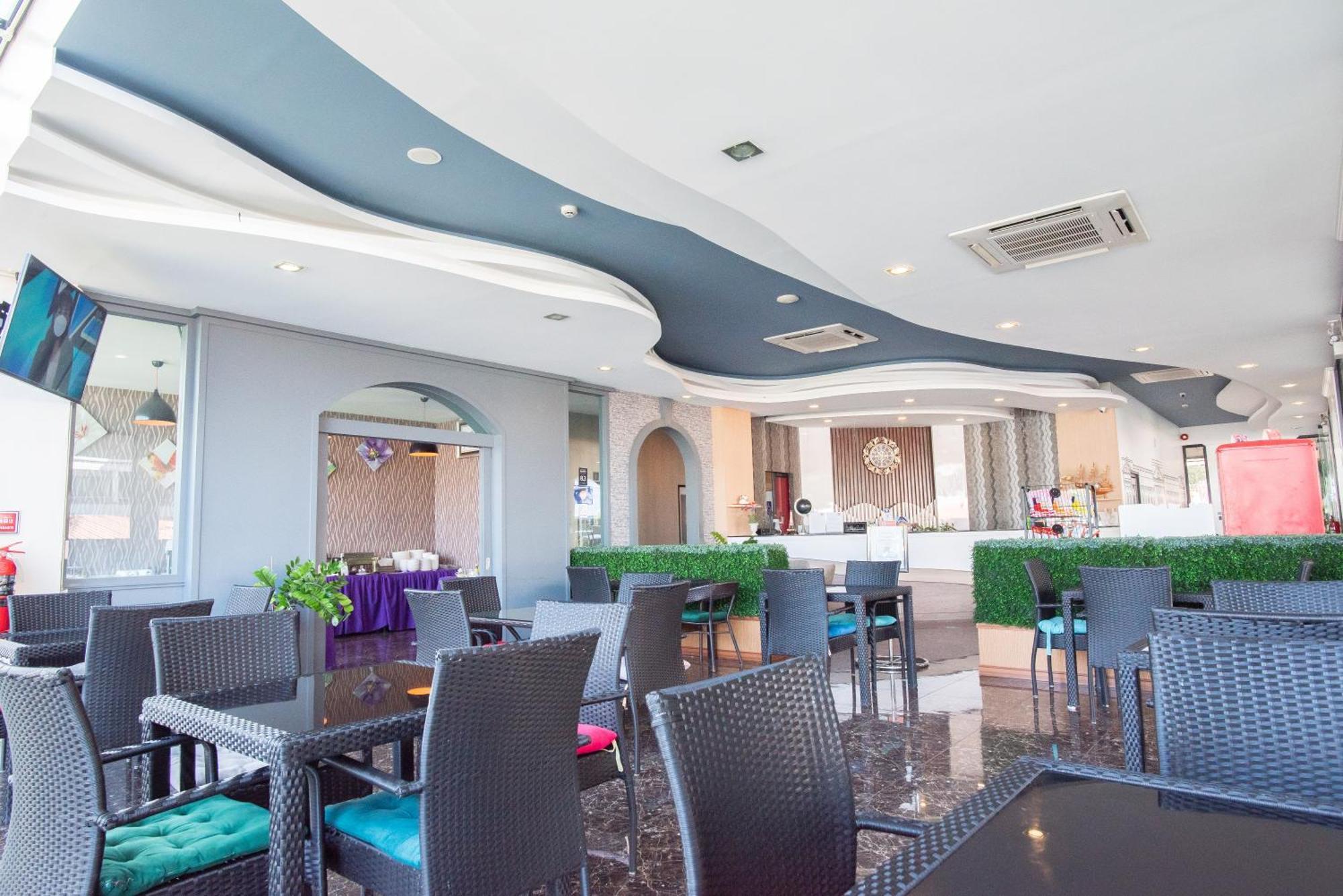The Proud Hotel Ubon Ratchathani Exterior foto