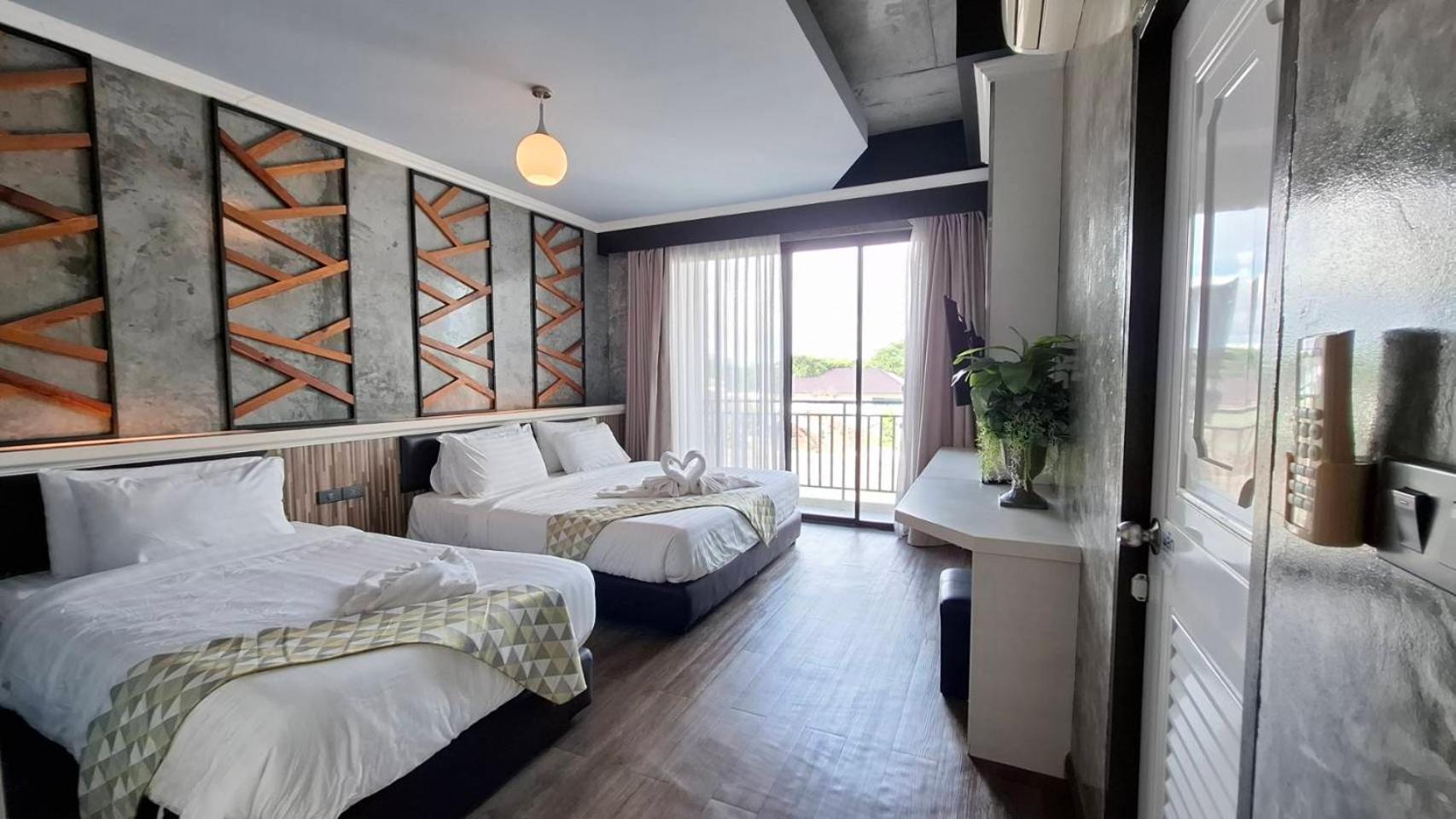 The Proud Hotel Ubon Ratchathani Exterior foto