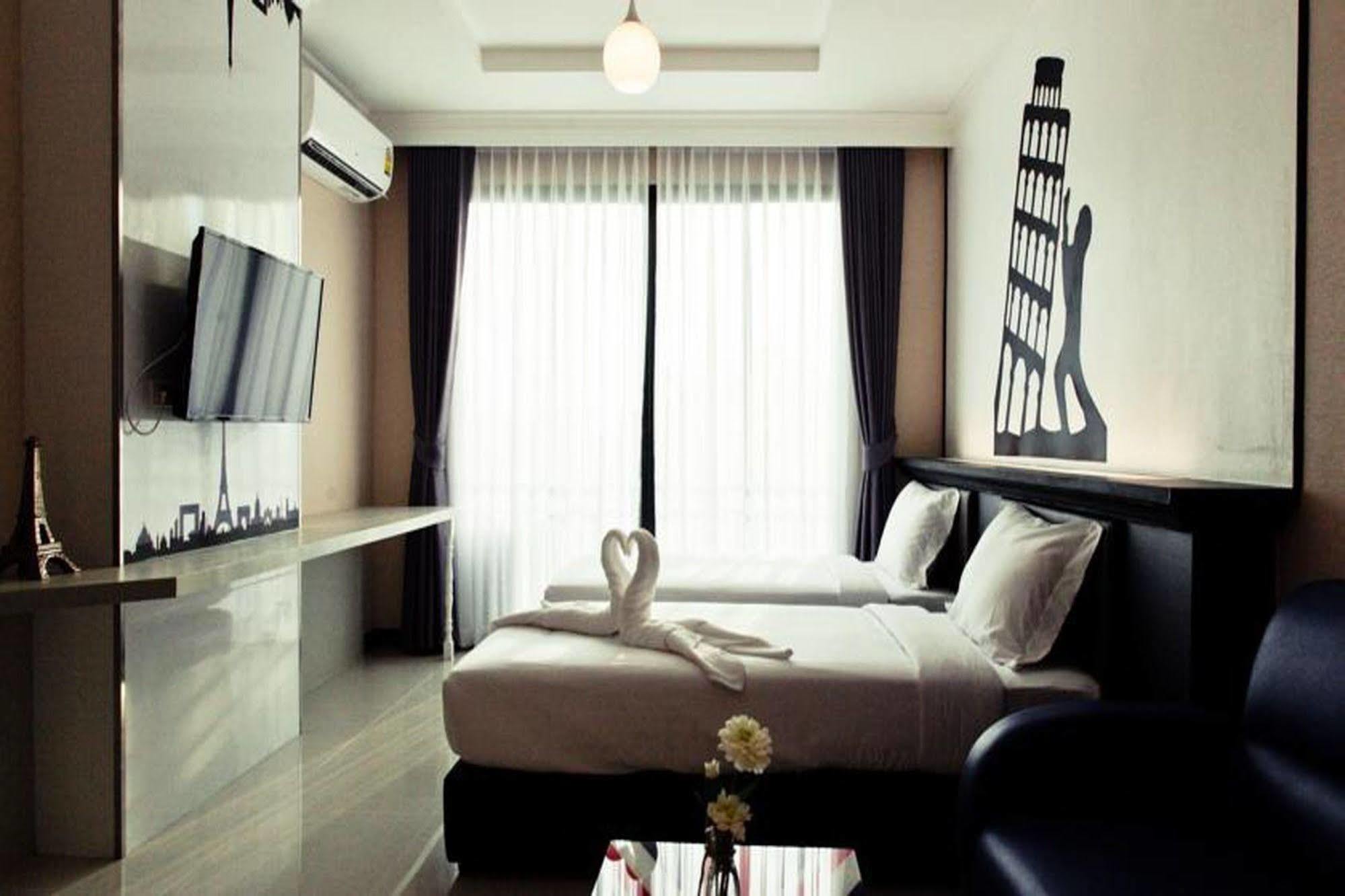 The Proud Hotel Ubon Ratchathani Exterior foto